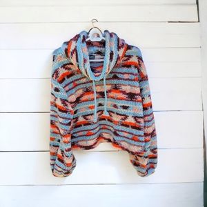 Fable pullover size Medium